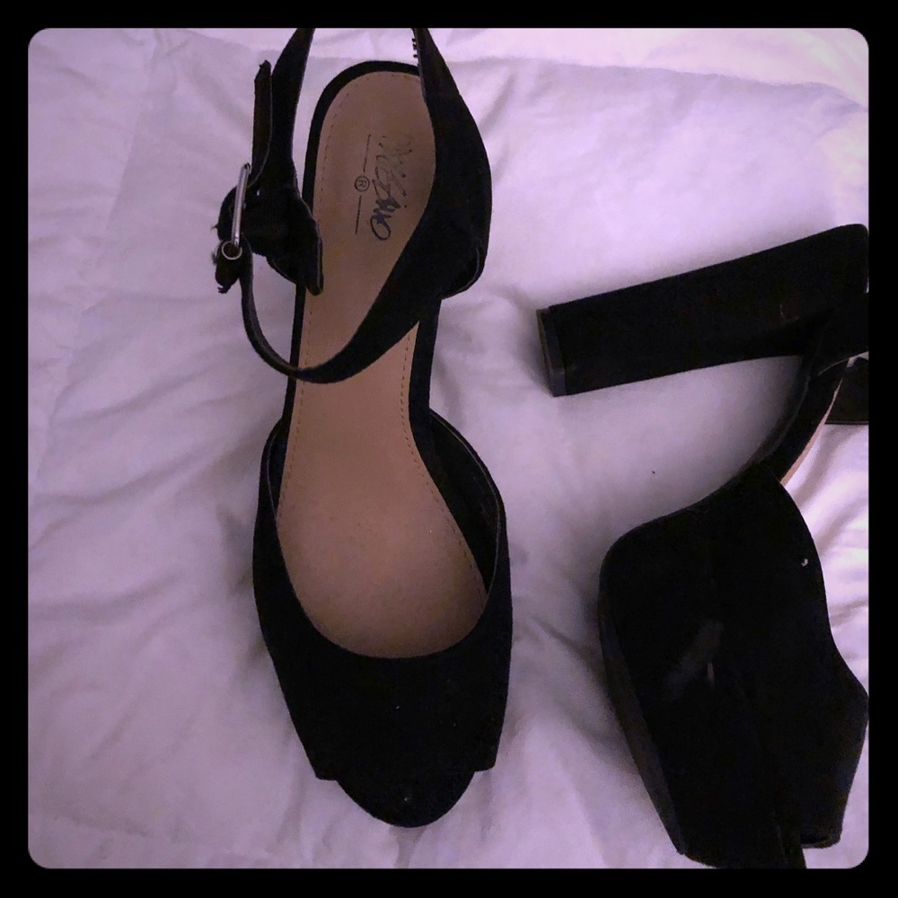 Women’s black high heels